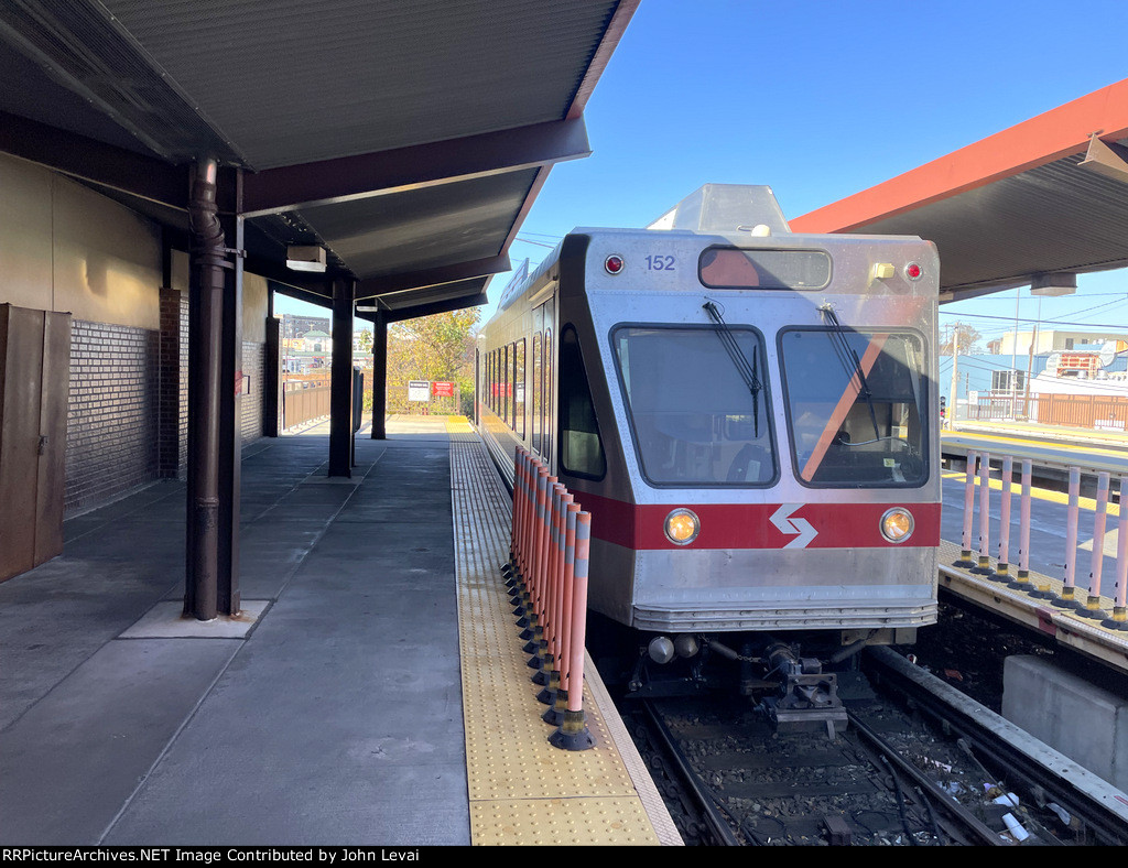  NHSL N5 Car at 69th St Terminal 